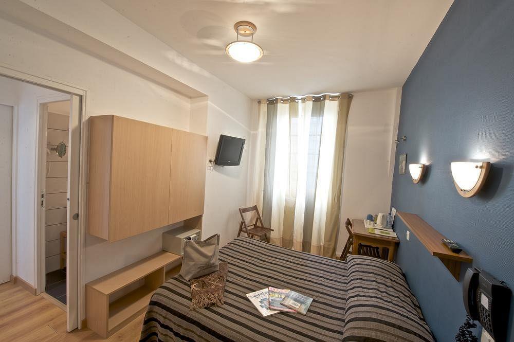 Hotel La Porte Saint Pierre-Logis Hotel Intra Muros 外观 照片